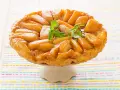 Tarta Tatin casera, con manzanas caramelizadas y hojaldre dorado. ¡Una delicia para tu tarta tatin receta!