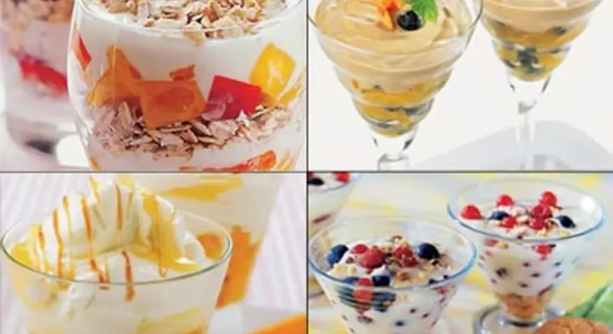 Deliciosos postres en vasitos: yogur con frutas y granola, cremosos con caramelo, y con frutos rojos.