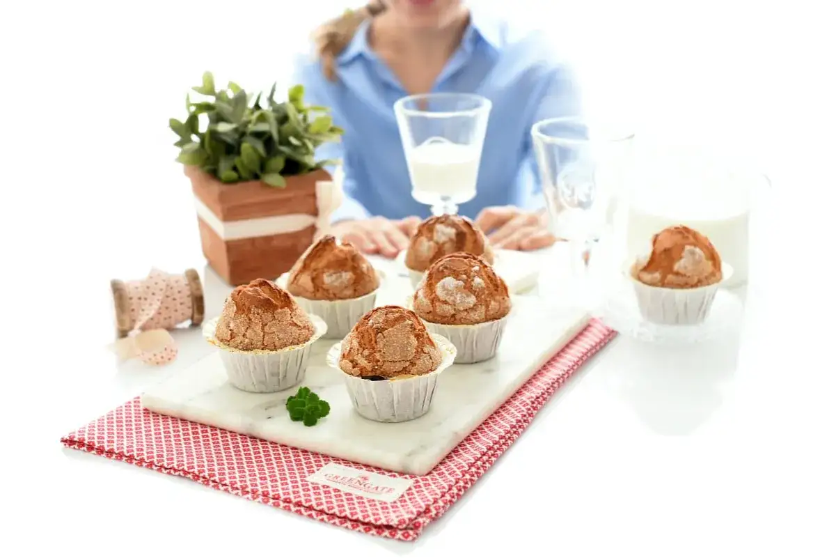 Deliciosas magdalenas Thermomix, perfectas para un desayuno o merienda.